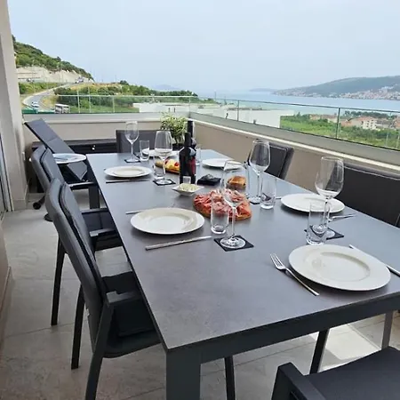 Apartment Dii Luxury Trogir