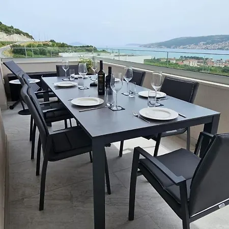 Apartment Dii Luxury